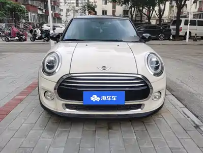 MINI MINI 2018