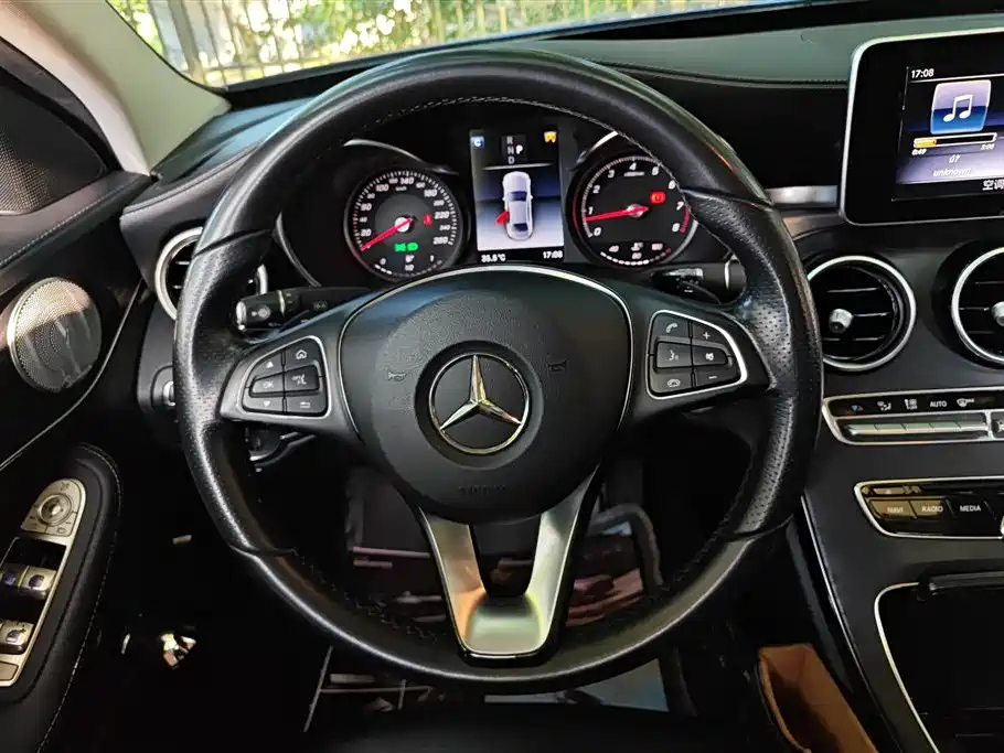 Mercedes-Benz C-Class 2018 — фото 15