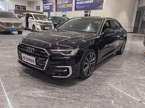 Audi A6L 2022