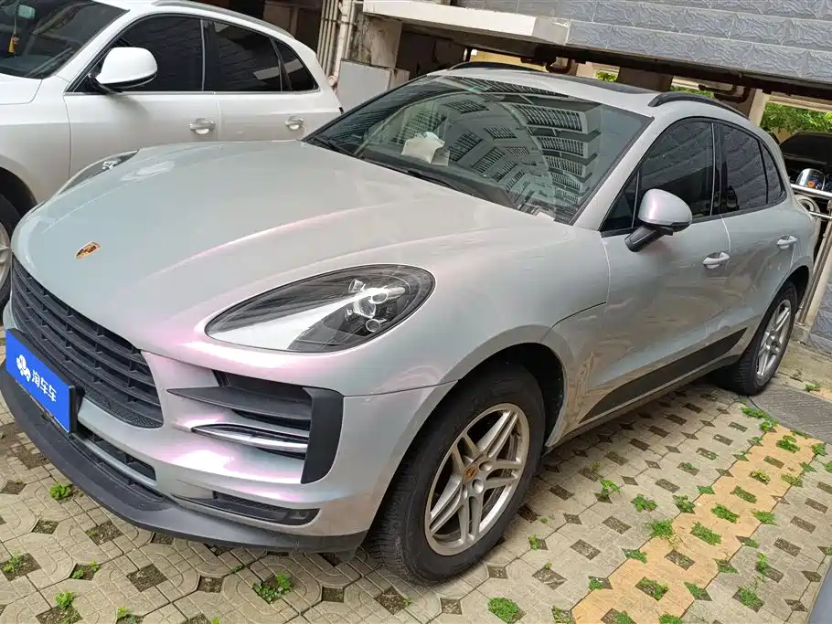 Porsche Macan 2020 — фото 1
