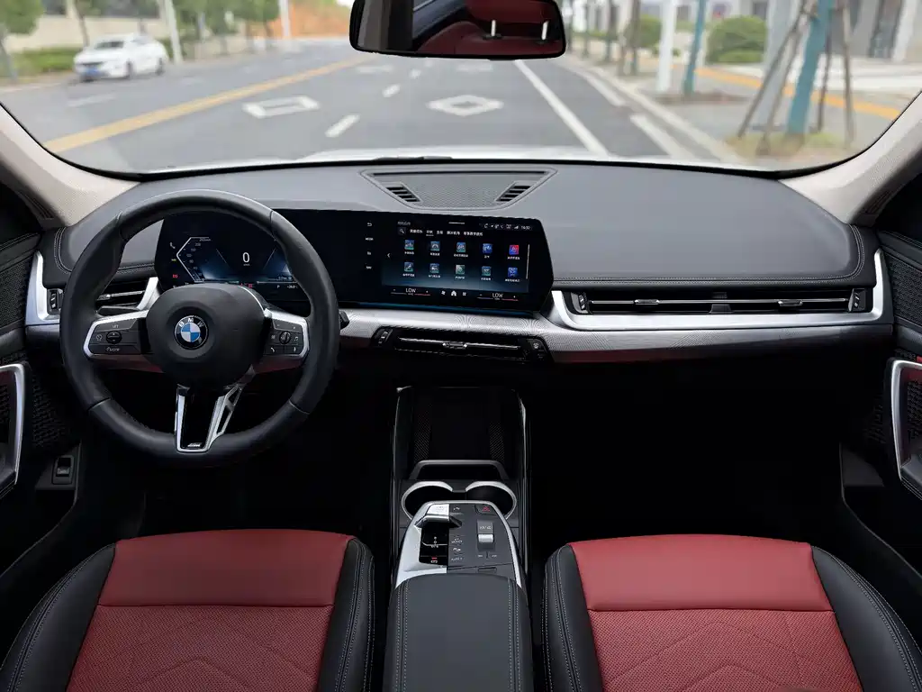 BMW X1 2024 — фото 9