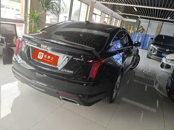 Cadillac CT5 2024