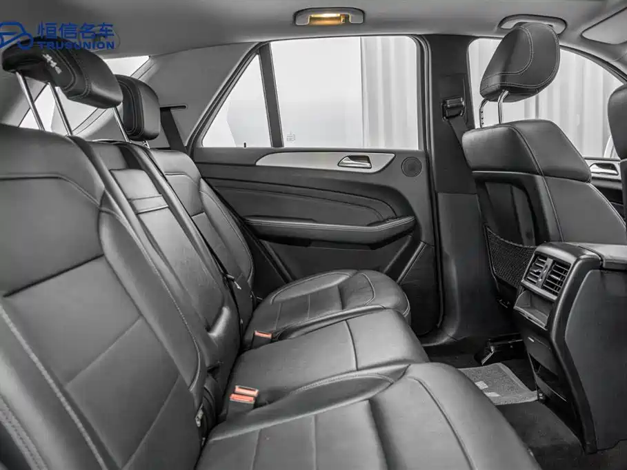 Mercedes-Benz M-Class 2015 — фото 16