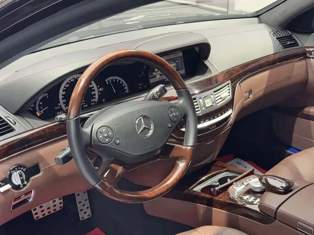 Brabus S-Class 2016 — фото 16