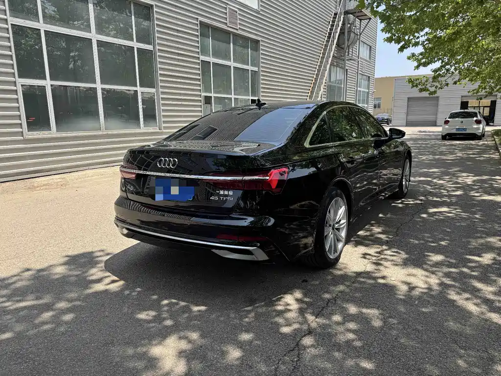 Audi A6L 2024