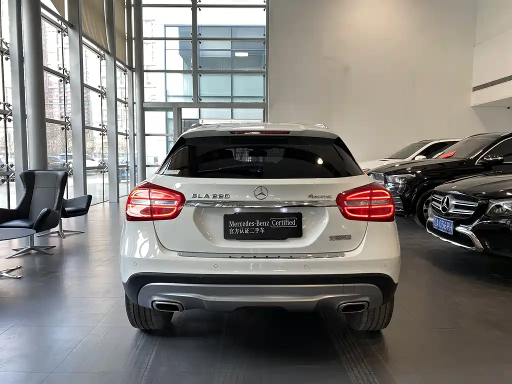 Mercedes-Benz GLA 2016 — фото 16