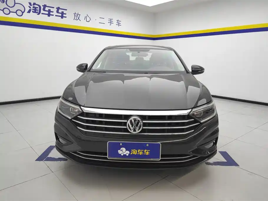 Volkswagen Sagitar 2020