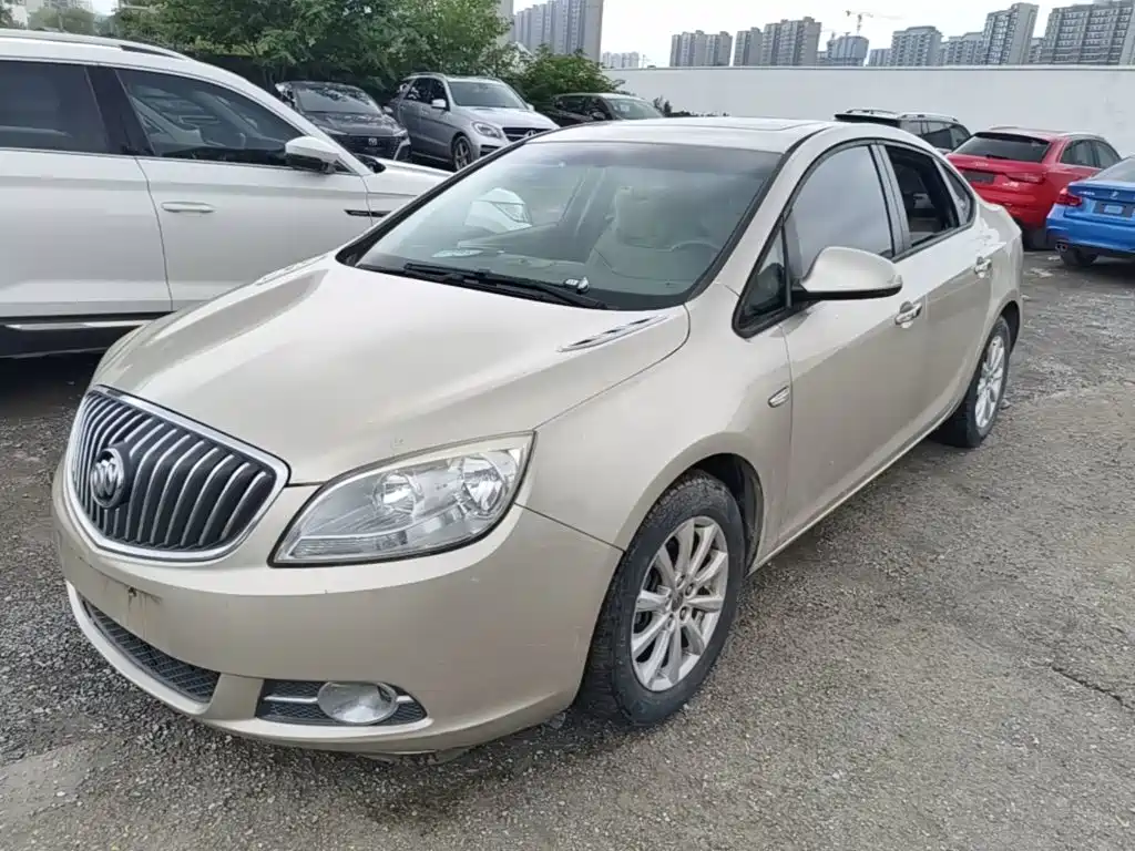Buick Excelle 2015 — фото 2