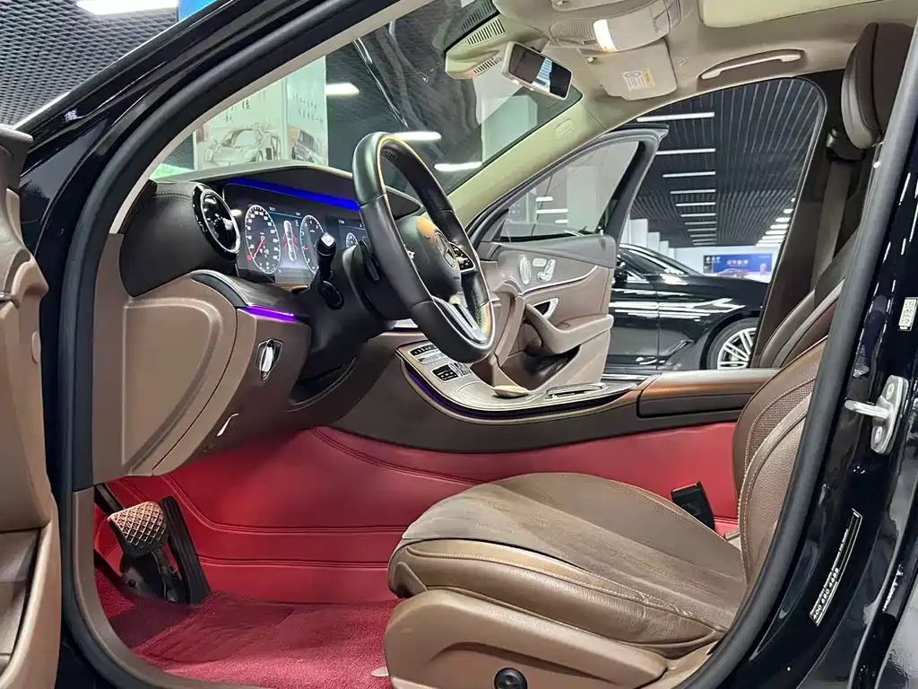 Mercedes-Benz E-Class 2020 — фото 14