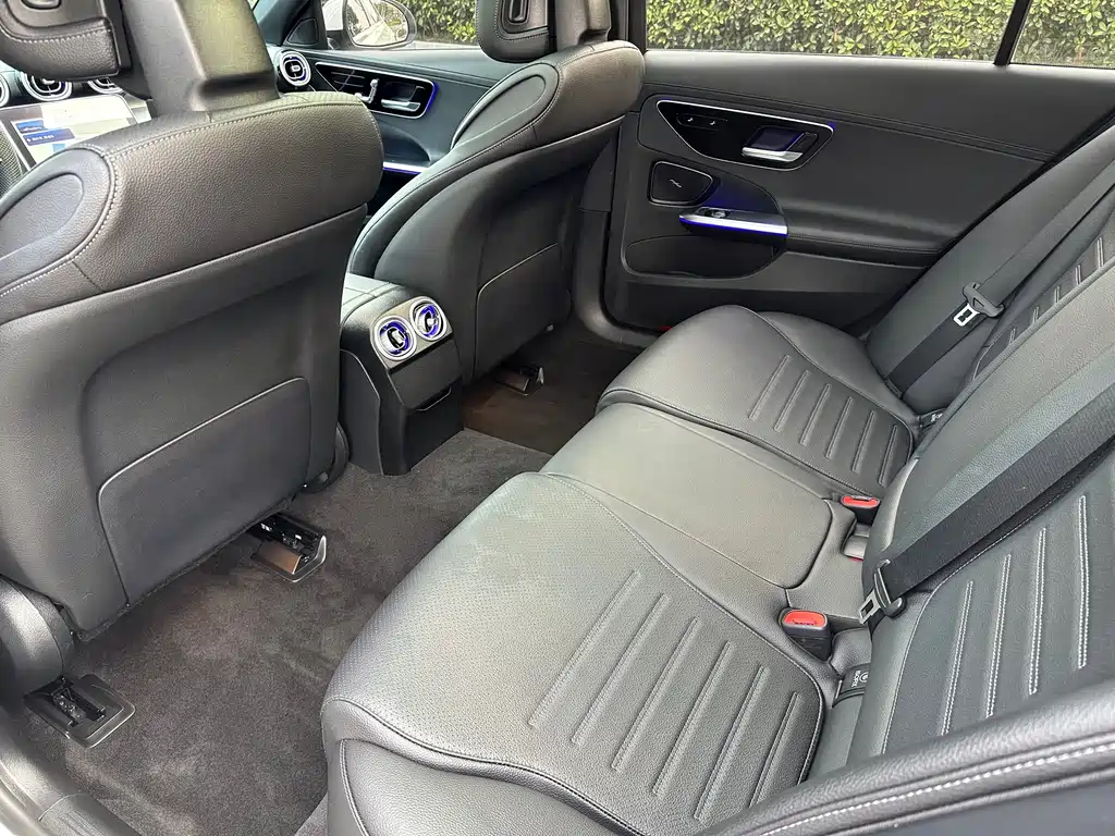 Mercedes-Benz C-Class 2022 — фото 10