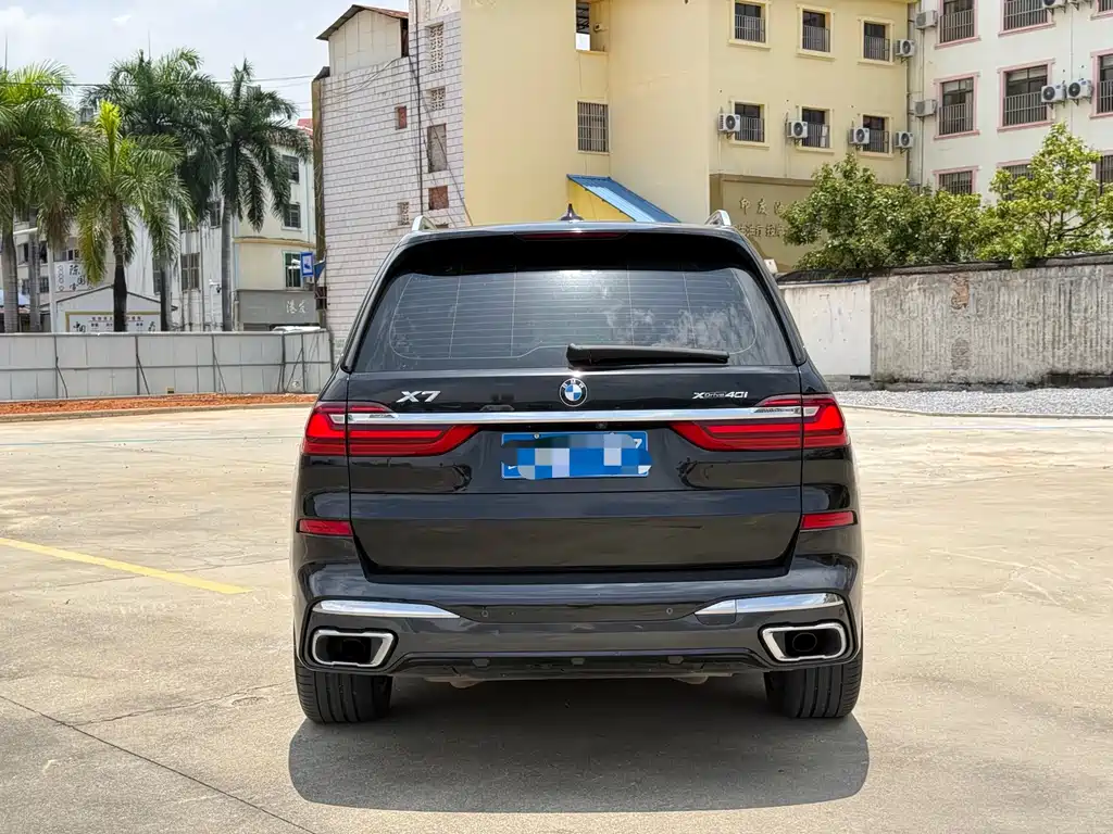 BMW X7 2022 — фото 8