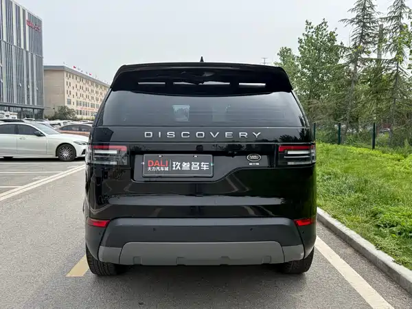 Land Rover Discovery 2019
