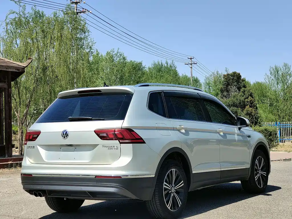Volkswagen Tiguan L 2019 — фото 9