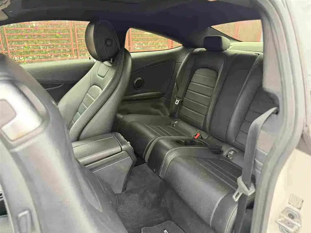 Mercedes-Benz C-Class 2019