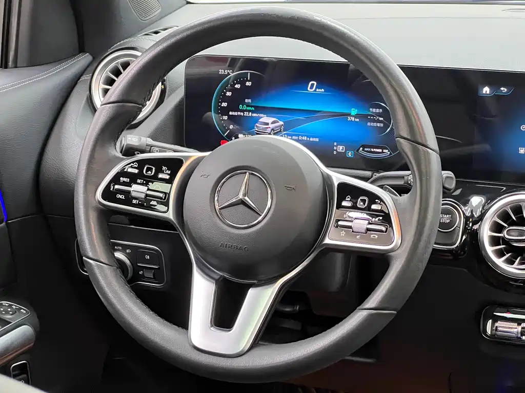 Mercedes-Benz EQA 2023 — фото 27