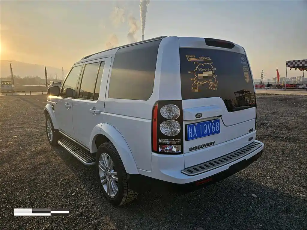 Land Rover Discovery 2015 — фото 6