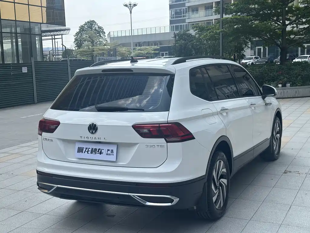Volkswagen Tiguan L 2022 — фото 19