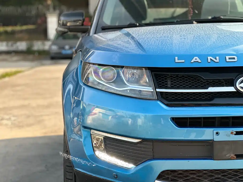 Landwind X7 2016 — фото 15