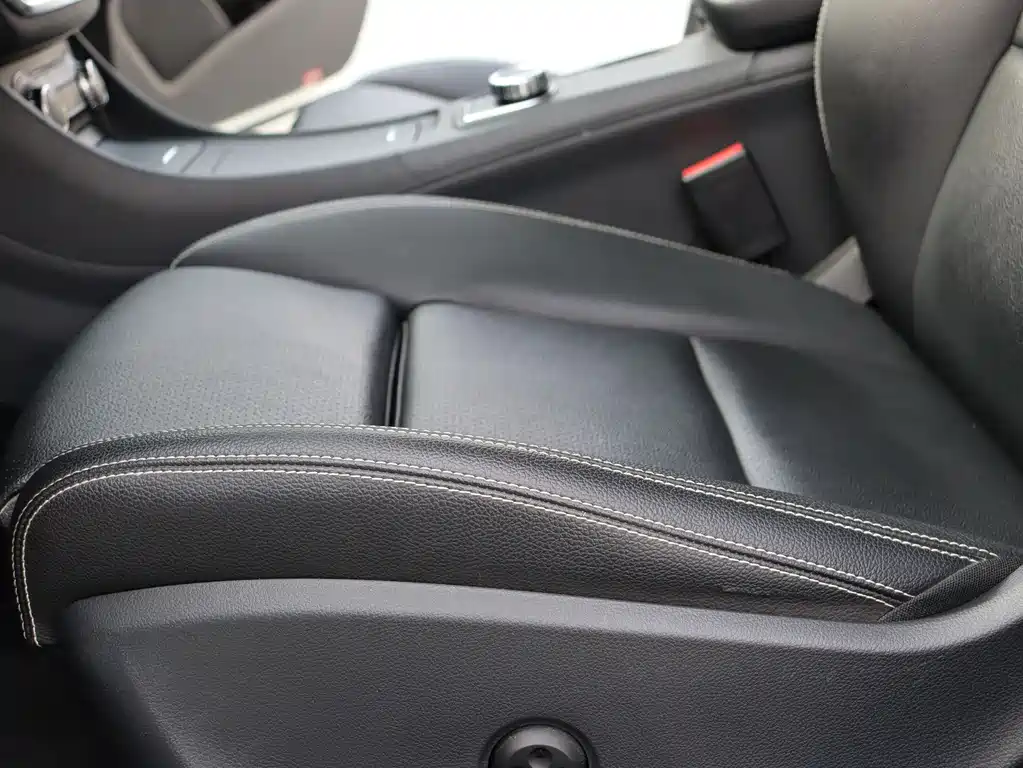 Mercedes-Benz GLA 2017 — фото 17