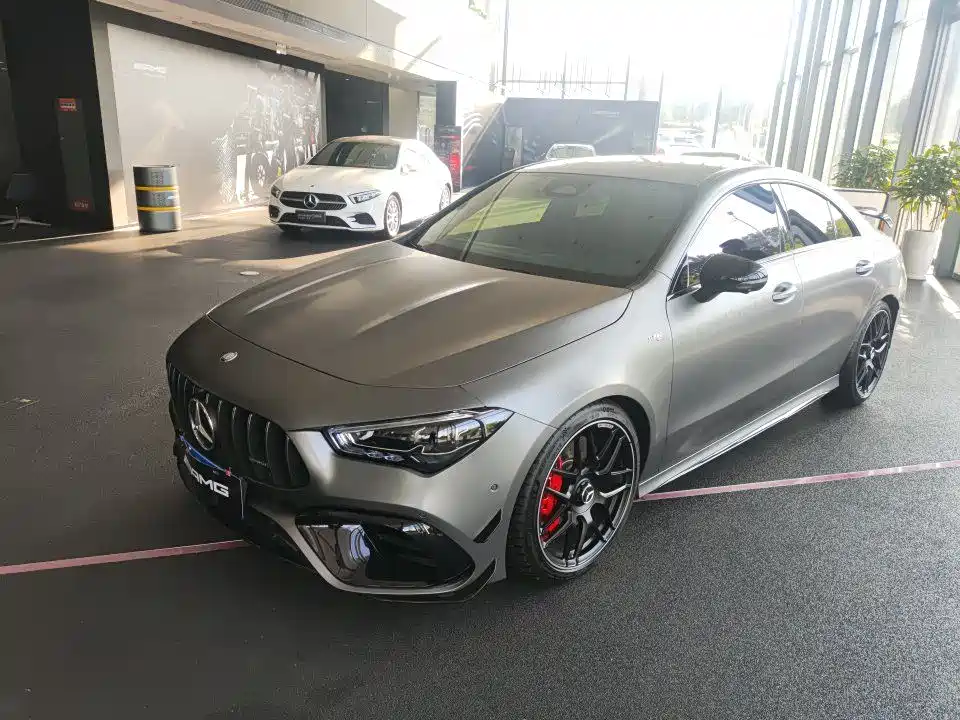 Mercedes-Benz CLA AMG 2025