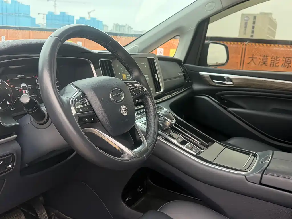 GAC Motor Trumpchi M8 2022 — фото 13