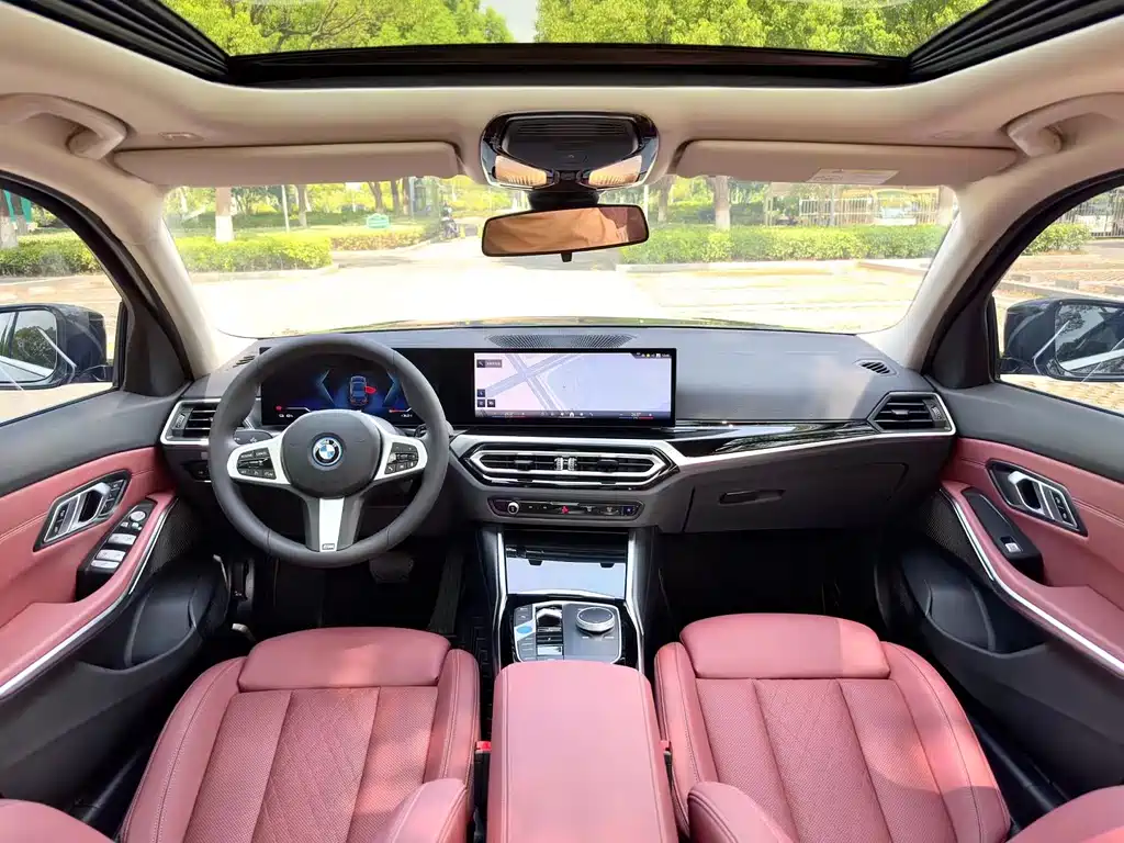 BMW i3 2024 — фото 6