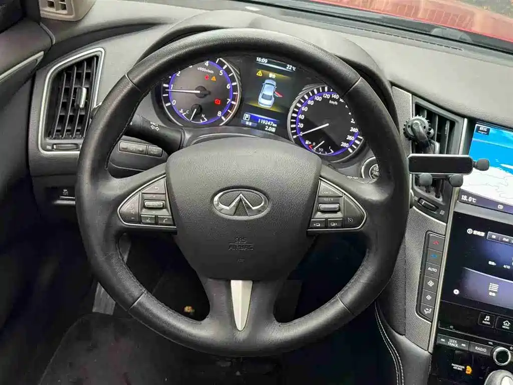 Infiniti Q50L 2017 — фото 6