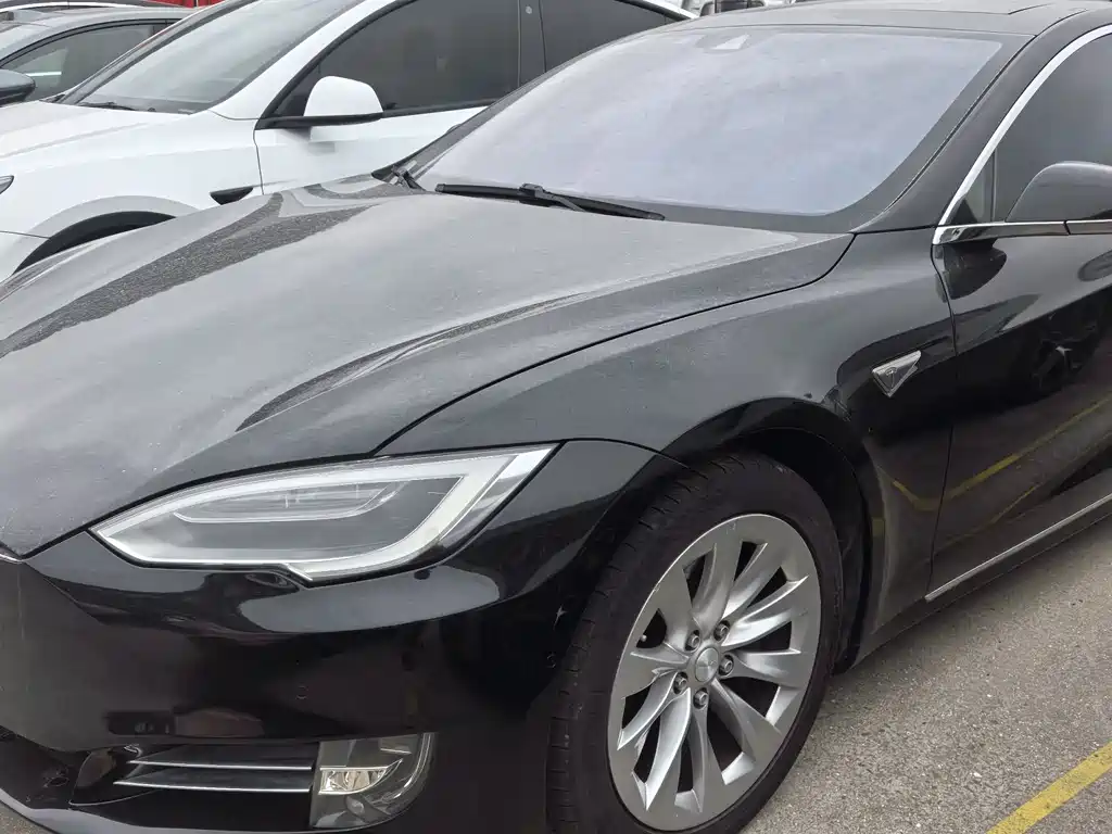 Tesla Model S 2016 — фото 2