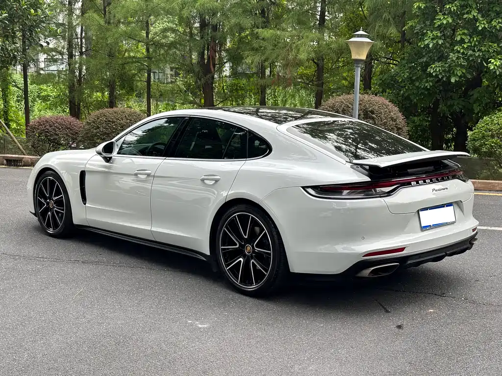 Porsche Panamera 2022 — фото 4