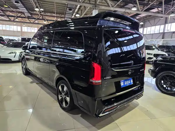 Mercedes-Benz V-Class 2022