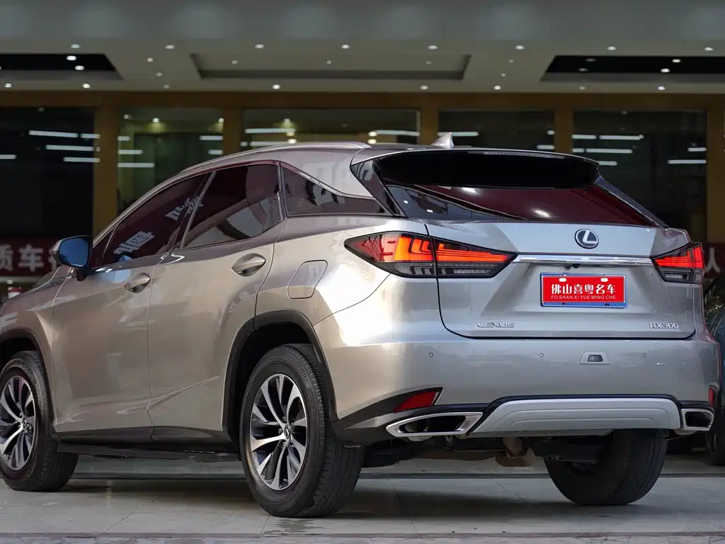 Lexus RX 2021 — фото 2