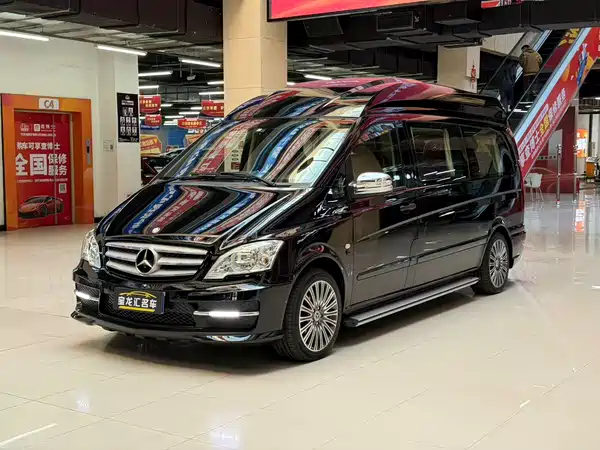 Mercedes-Benz Vito 2013