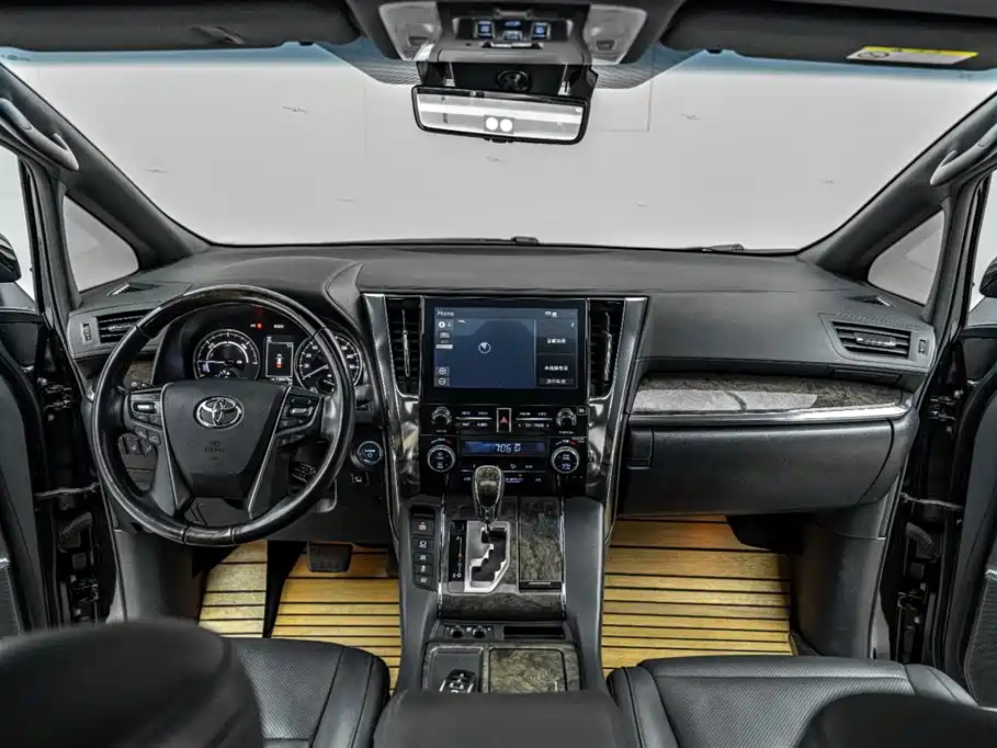 Toyota Vellfire 2022 — фото 32