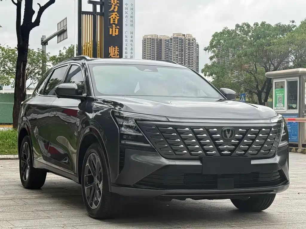 Changan CS75 PLUS 2024 — фото 3