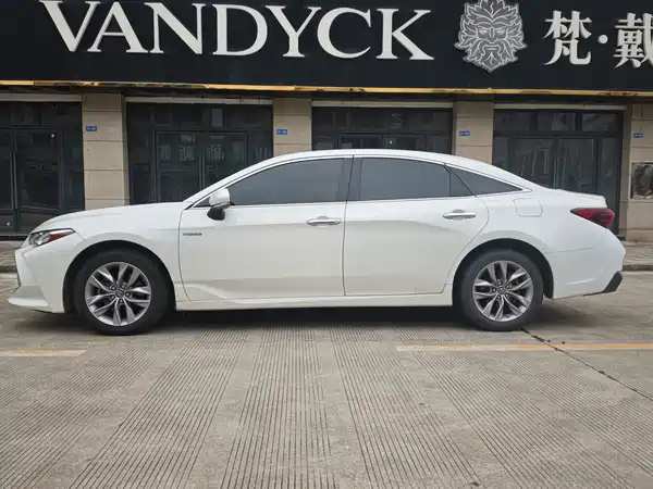 Toyota Avalon 2021