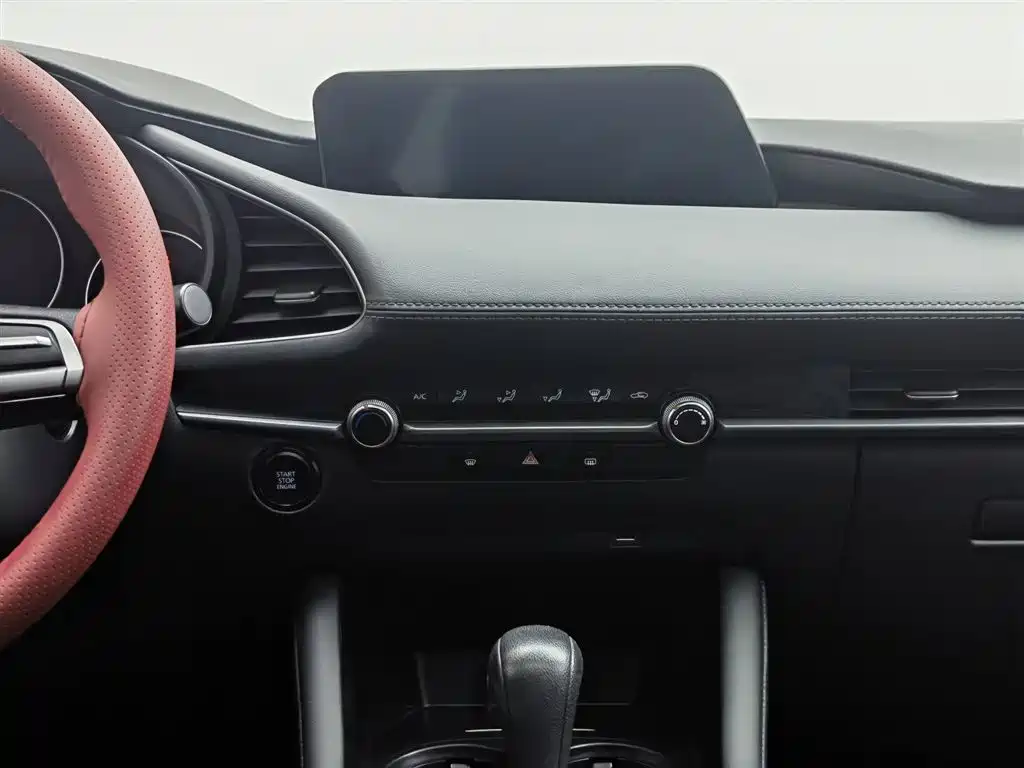 Mazda 3 Axela 2020 — фото 12