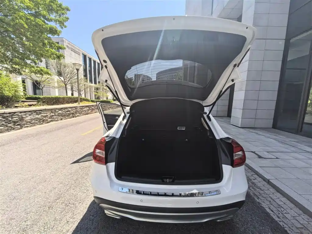 Mercedes-Benz GLA 2016 — фото 2