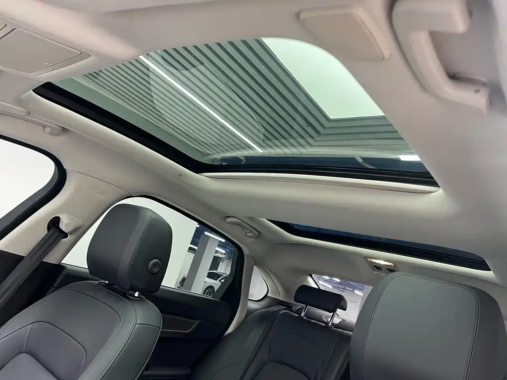 Jaguar XFL 2024 — фото 14