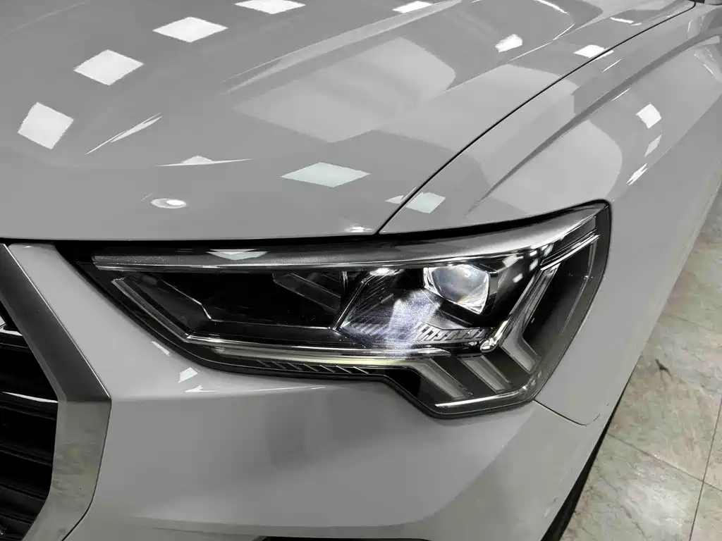Audi Q3 2023 — фото 18