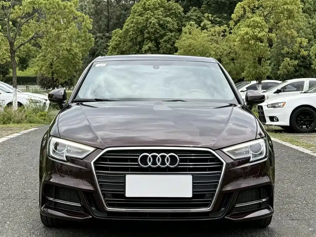 Audi A3 2017 — фото 2