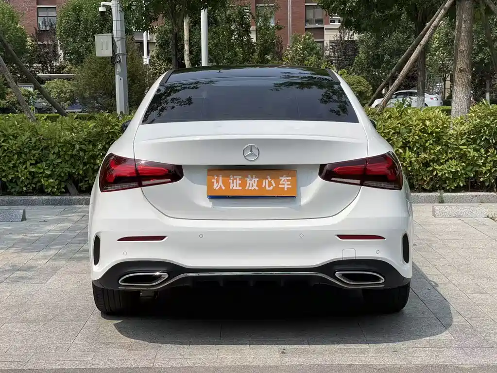 Mercedes-Benz A-Class 2019 — фото 9