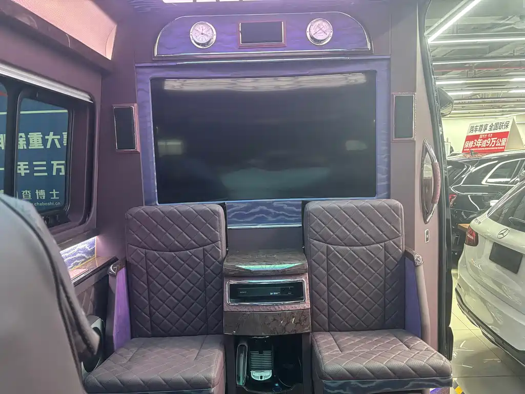 Mercedes-Benz Sprinter 2018 — фото 16