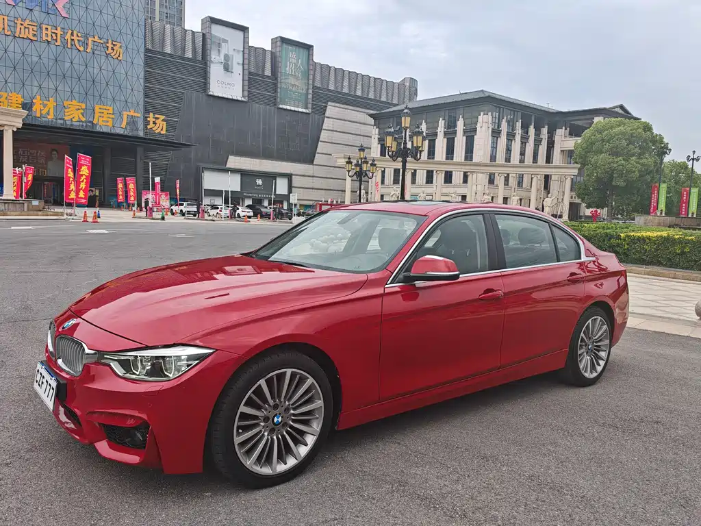 BMW 3 Series 2019 — фото 1