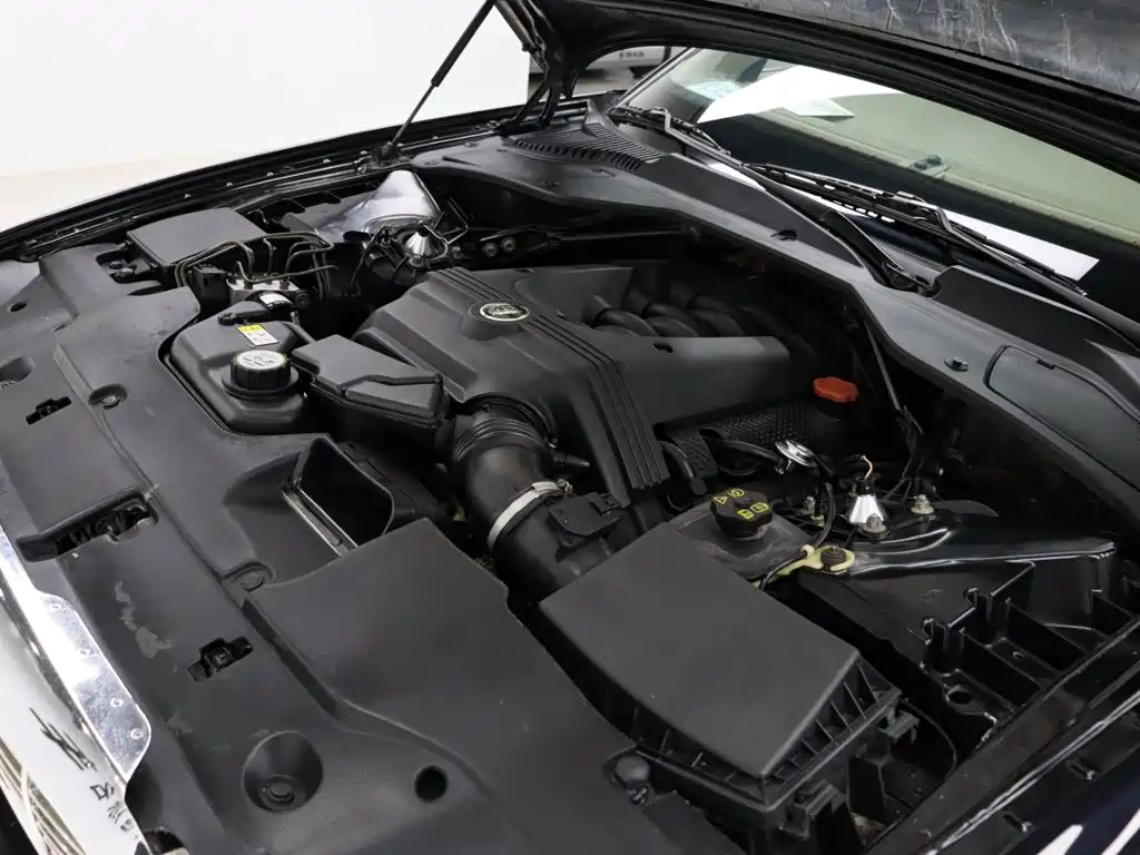 Jaguar XJ 2005 — фото 22