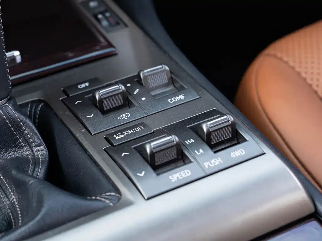 Lexus GX 2015 — фото 19