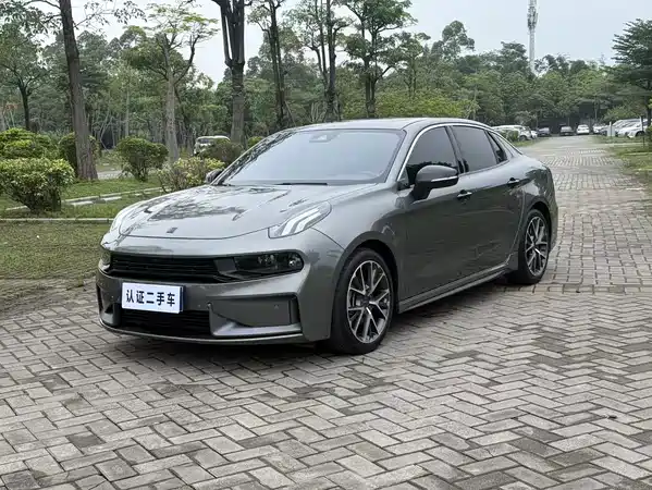 Lynk & Co 03 2022
