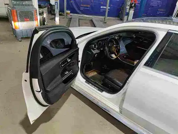 Mercedes-Benz C-Class 2023