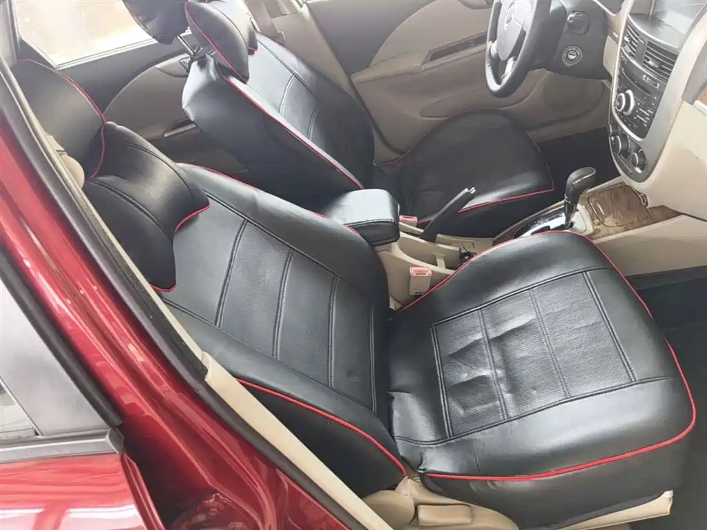 Buick Excelle 2015 — фото 25