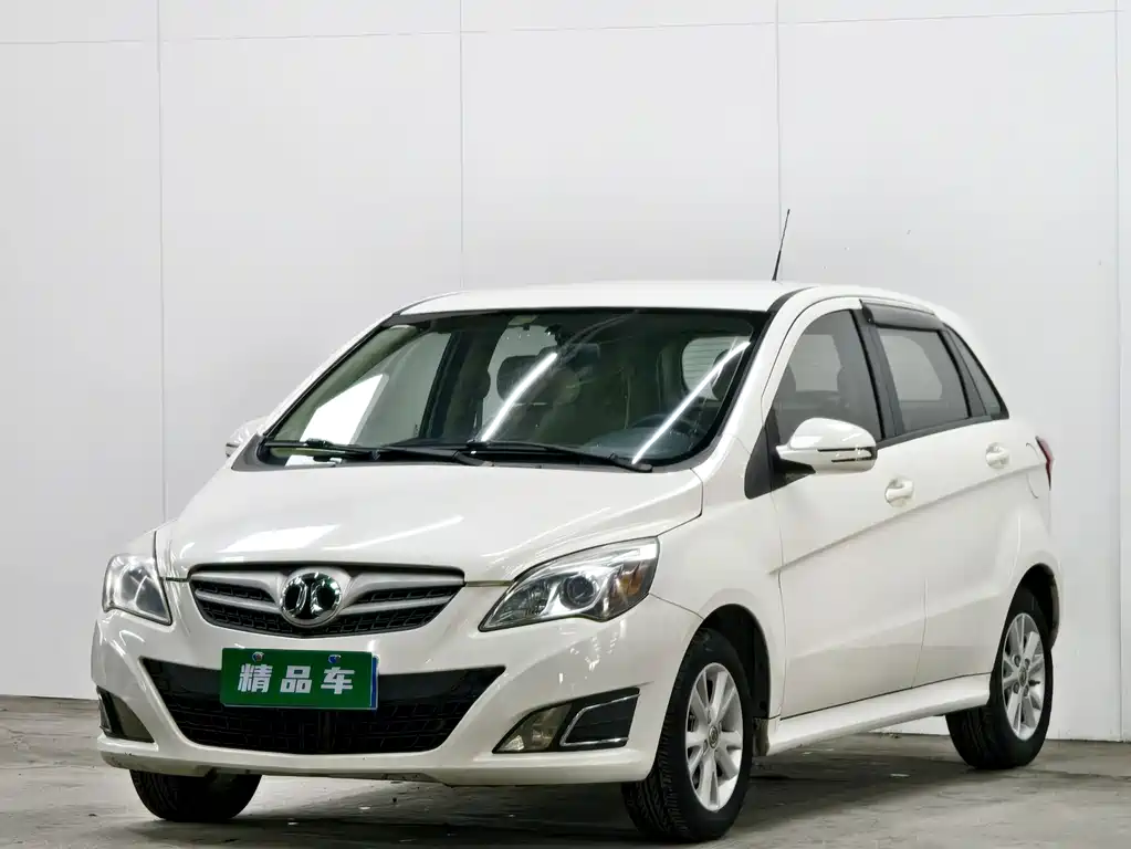 BAIC E-Series 2015