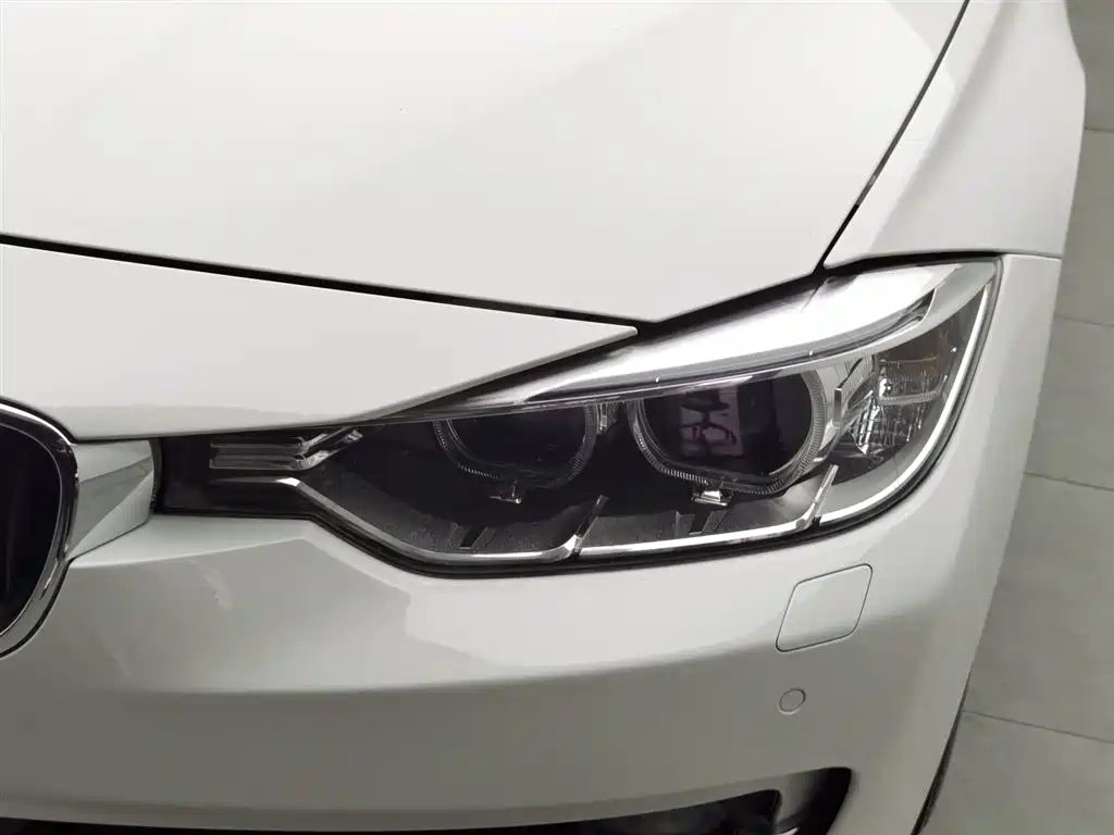 BMW 3 Series 2015 — фото 7